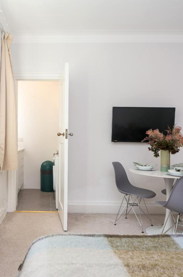 Beautifully Presented Centrally Located Studio Apartment Λονδίνο Εξωτερικό φωτογραφία